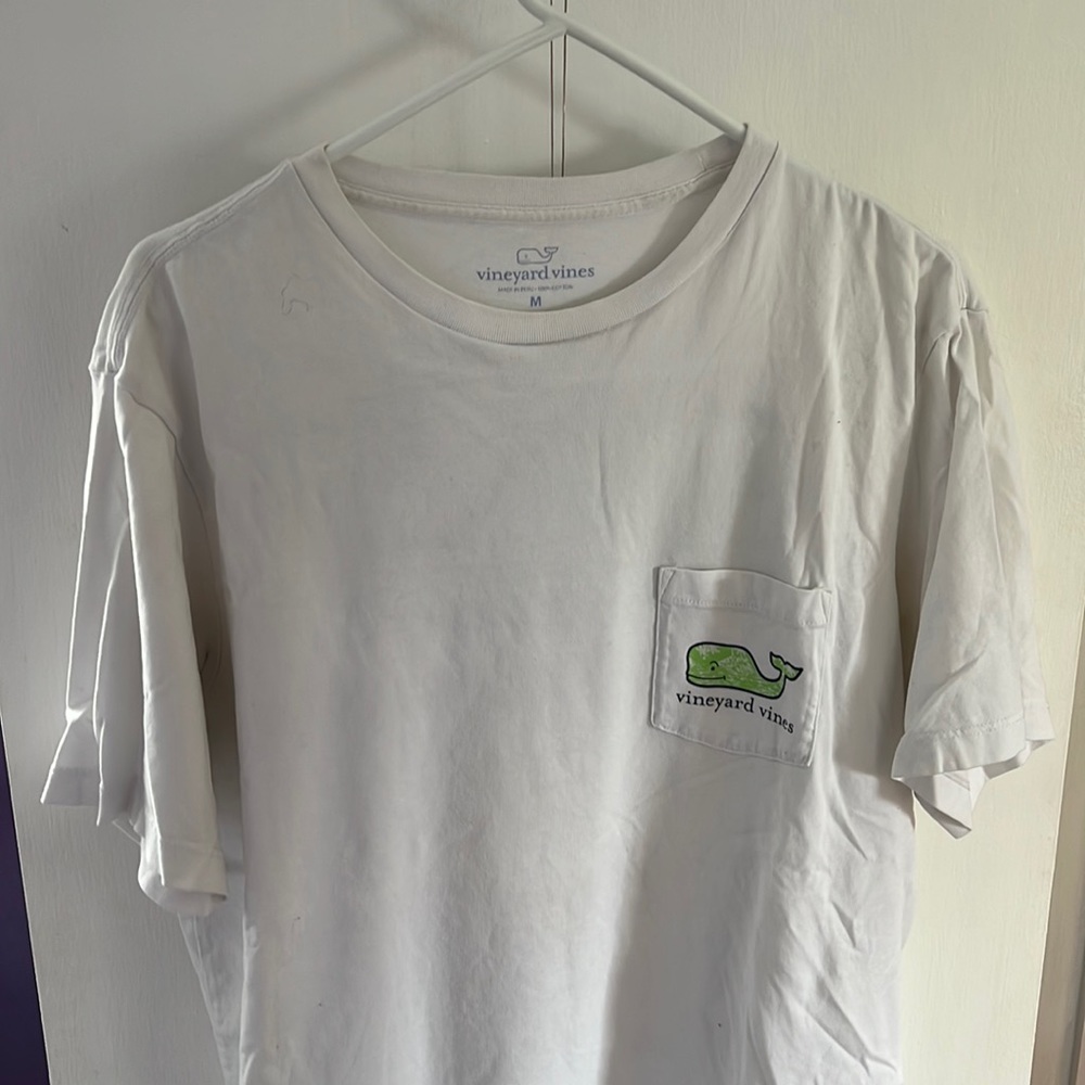 Vineyard Vines White Graphic T